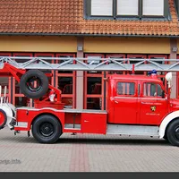 Historisch - Drehleiterfahrzeug DL18